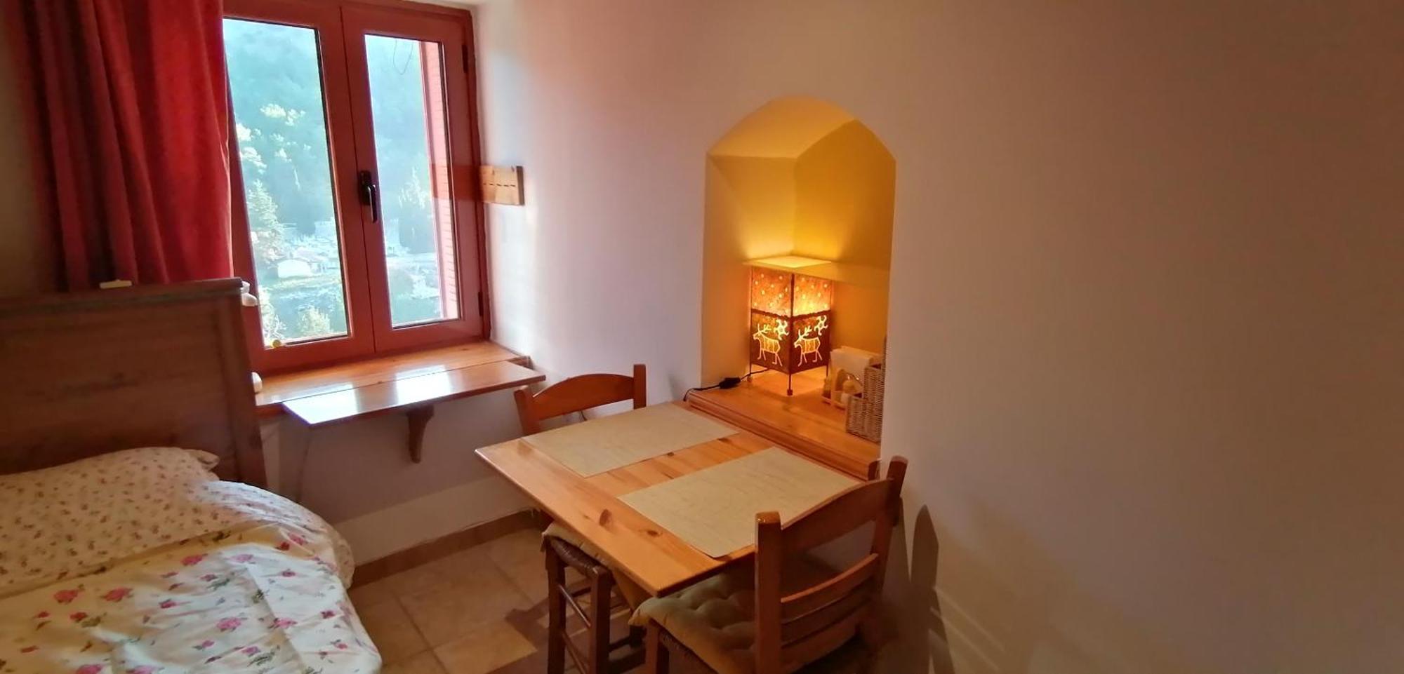 Adonis Guest House 蒂米萨那 外观 照片